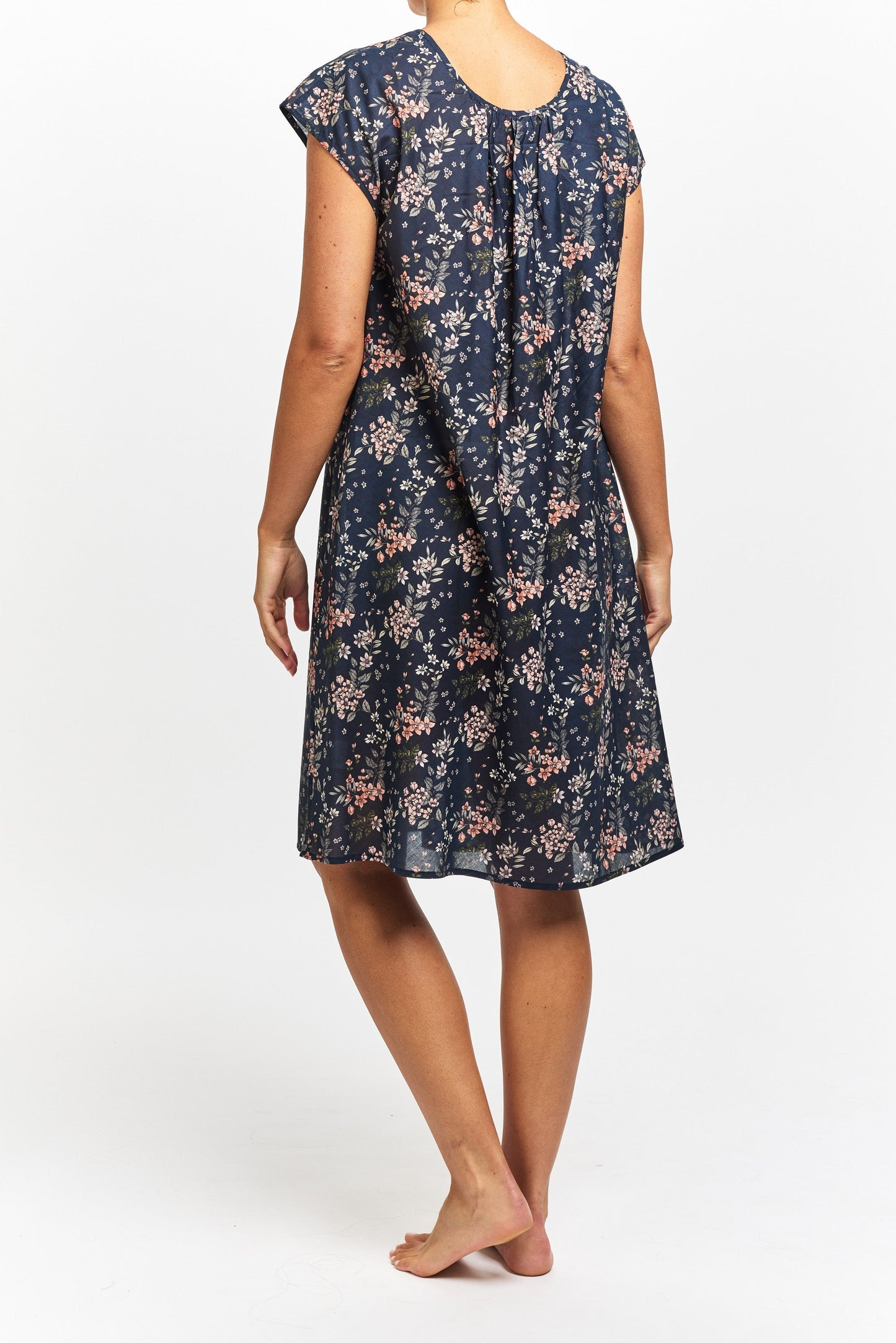 MH COTTON VOILE WILD POSY